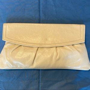 Vintage 80s Clutch Bag off white faux leather Snap Closure